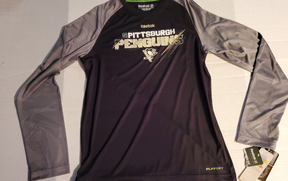 Reebok Center Ice Pgh Penguins long sleeve shirt